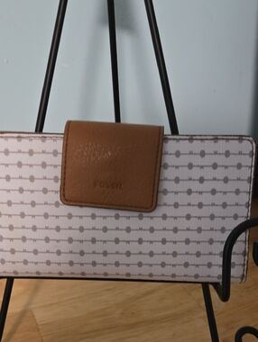 Fossil Kinley Bifold Clutch Wallet Leather And Coated Canvas 7x4          (#86)